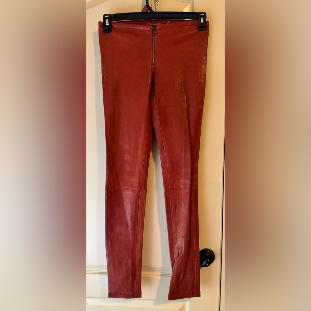 Alice + Olivia Red Leather Zip Fly Pants
Size 2